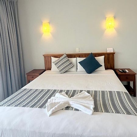 Hotel Villas Ema Zihuatanejo Buitenkant foto