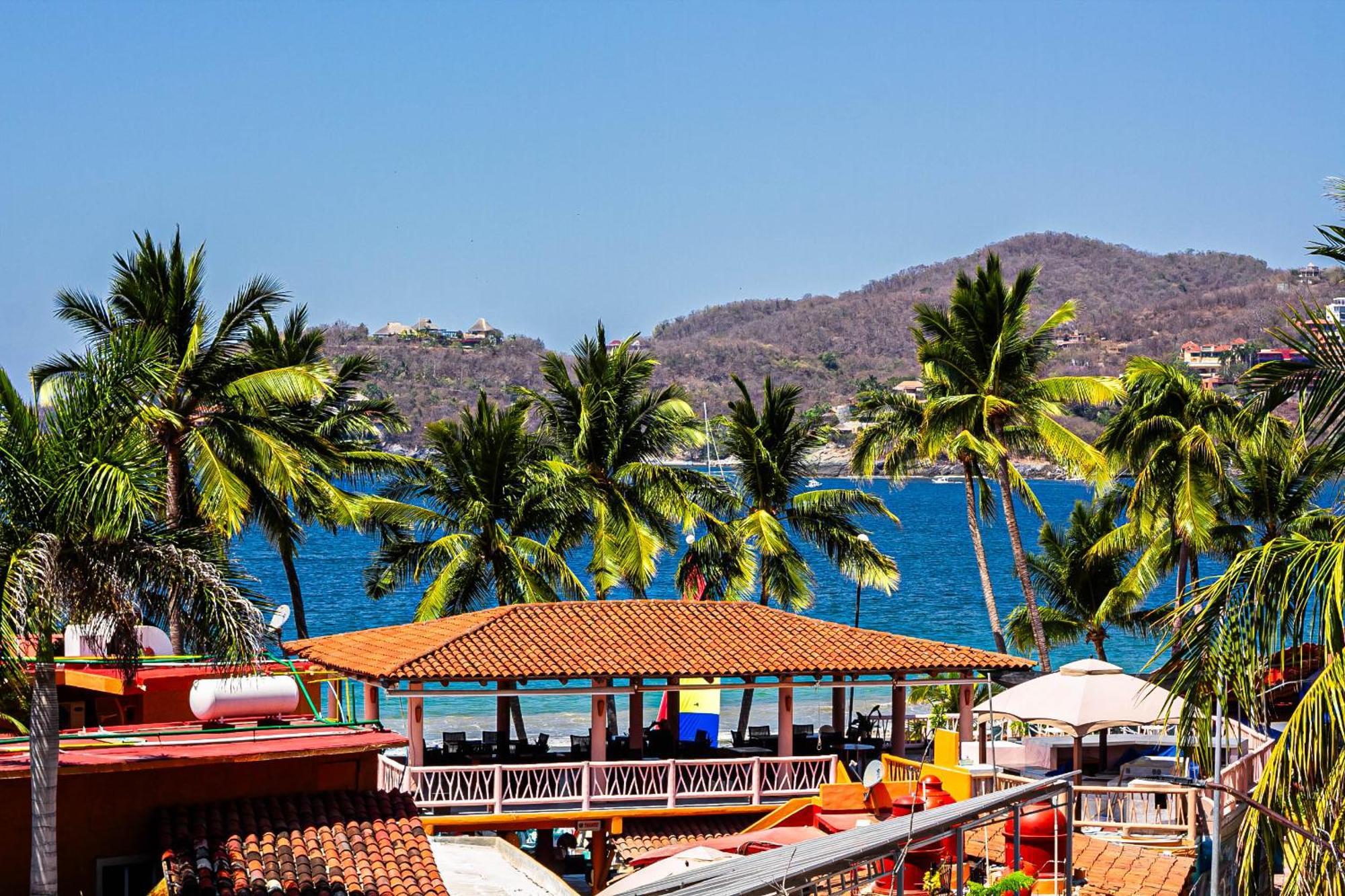 Hotel Villas Ema Zihuatanejo Buitenkant foto