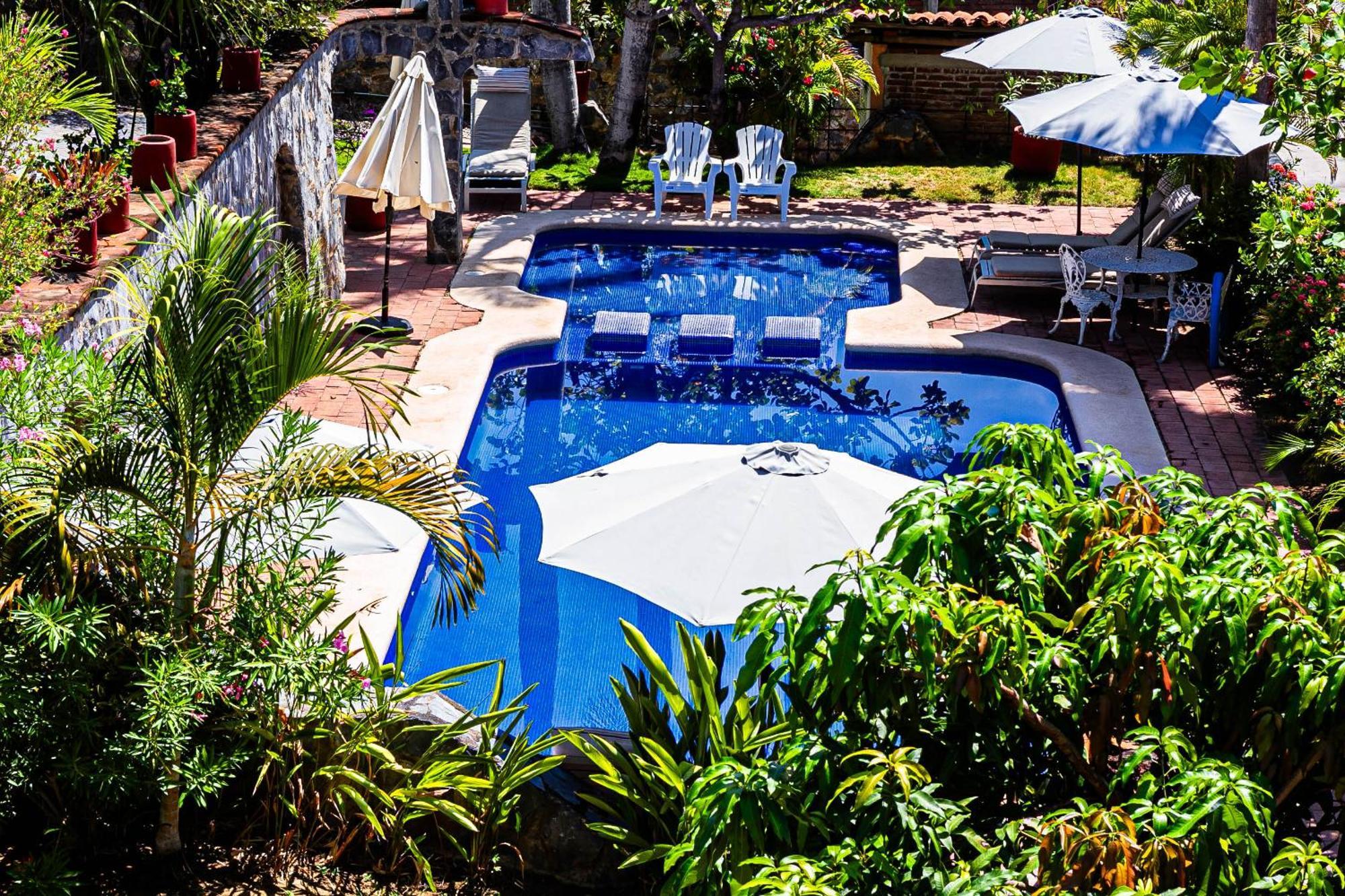 Hotel Villas Ema Zihuatanejo Buitenkant foto